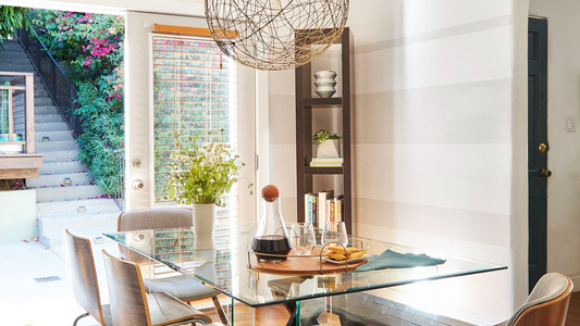 Effortless Elegance: Styling Tips for a Sophisticated Dining Table